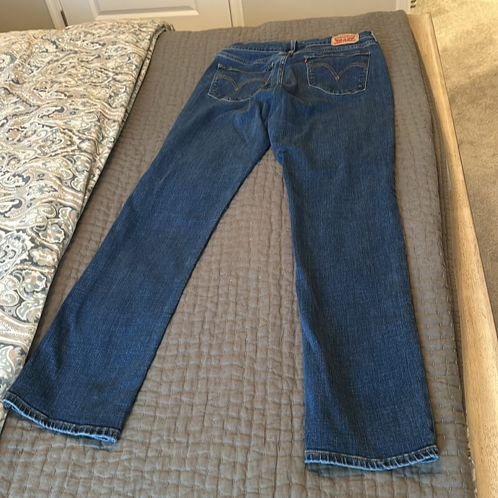 Women’s Levi’s classic straight leg 8 - Picture 4 of 5
